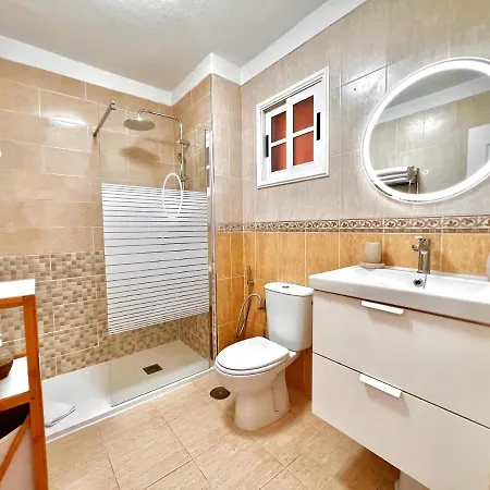 Los Cristianos - The Heights With Sea Views - As De Casas *